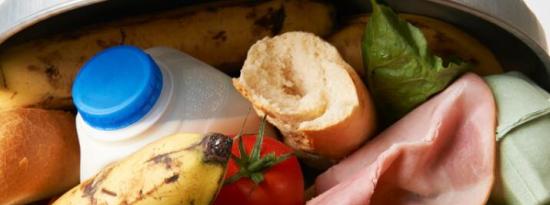 研究发现美国人每年扔掉超过三分之一的食物